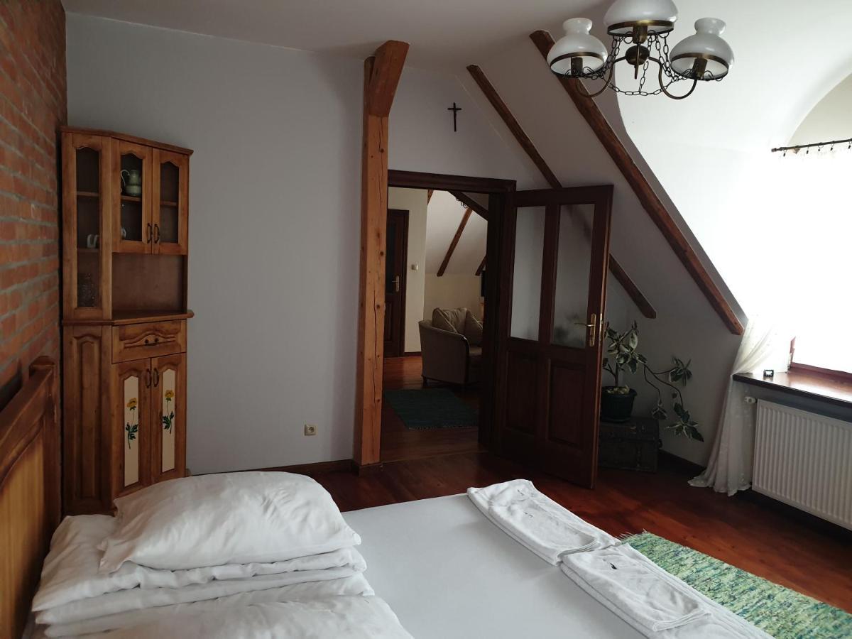 크루클란키 Zabie Oko B&B 외부 사진